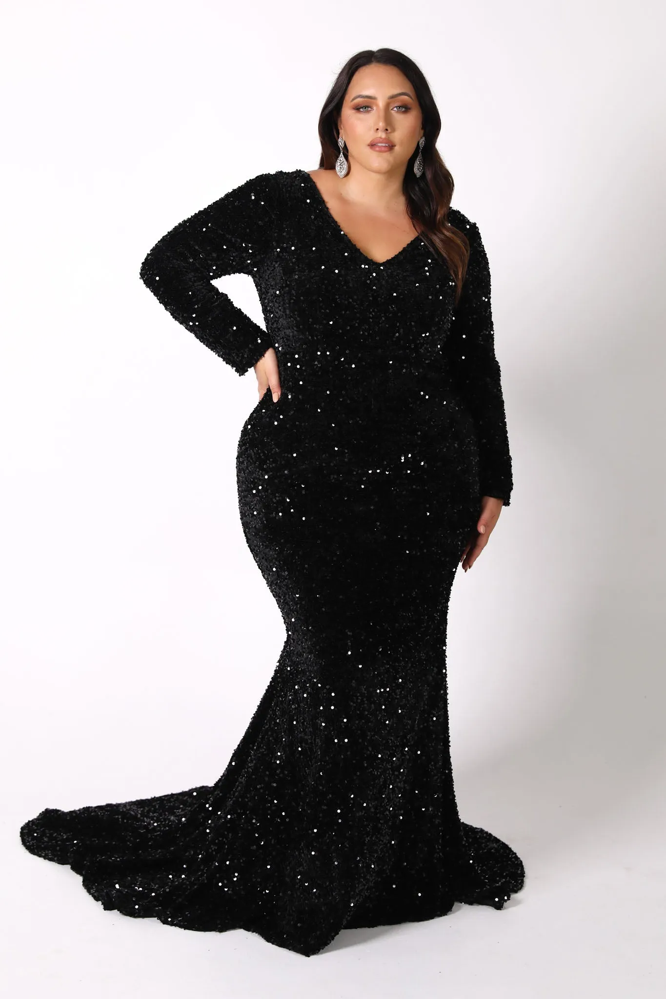 Petra Long Sleeve Gown in Black